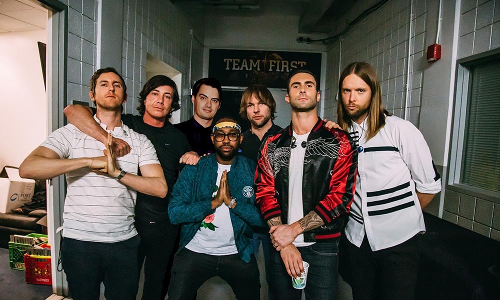 Maroon 5 Memories music video