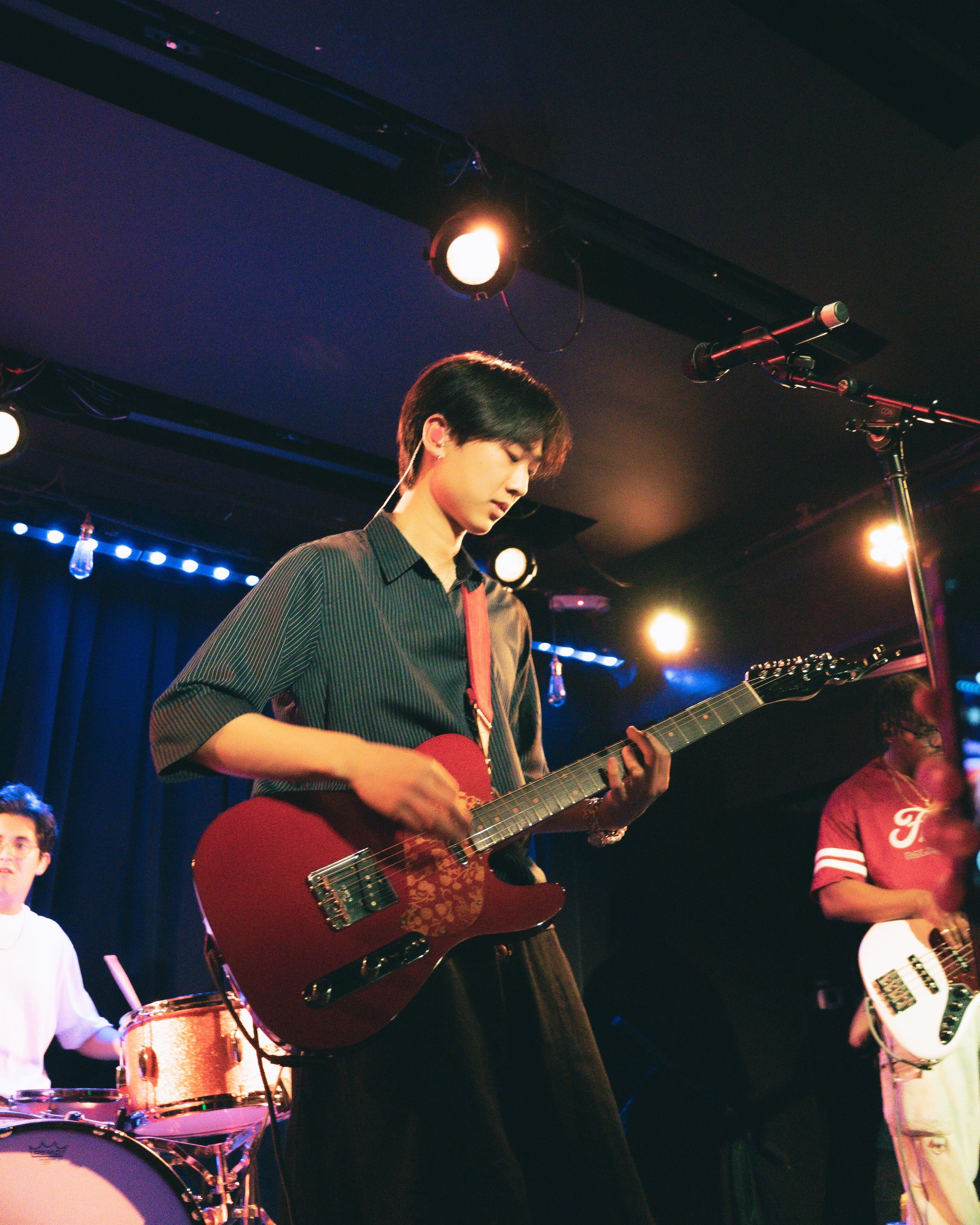 Yung Kai performing