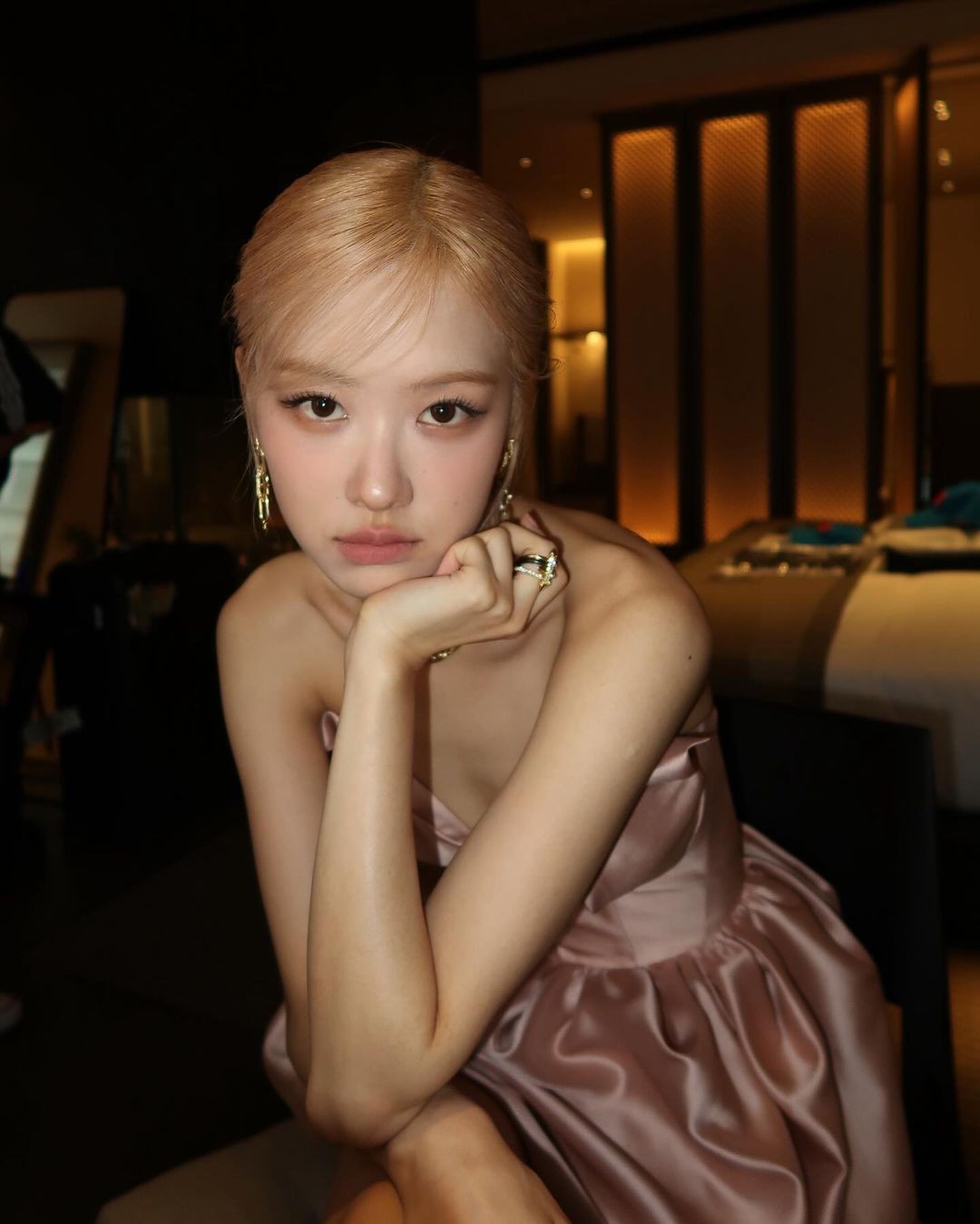 Rosé & Bruno Mars 'APT.' — The Moment K-Pop and Pop Boundaries Disappeared